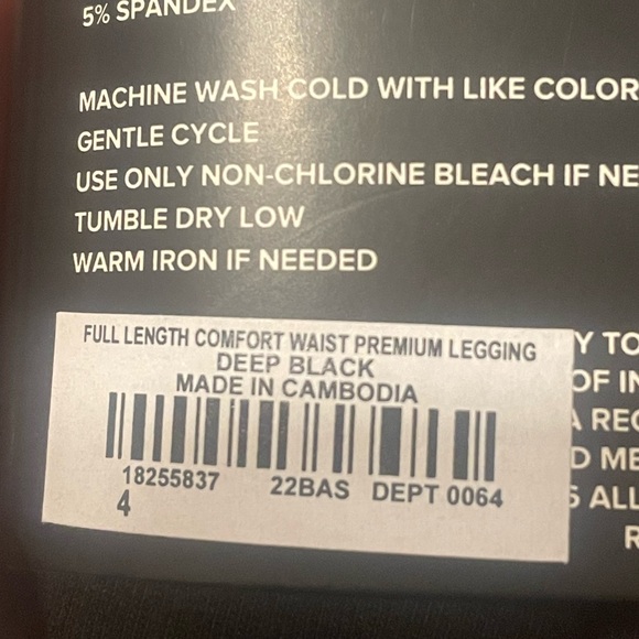 NEW TORRID Sz 4 Plus 4X Black Premium Full Length Leggings - Picture 3 of 3